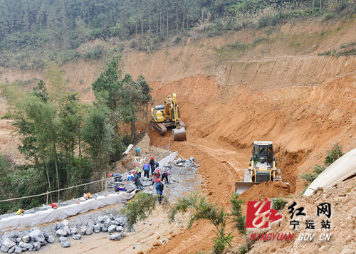 宁远：S234线柏家坪至道县柑子园公路有望年底通车_副本500.jpg